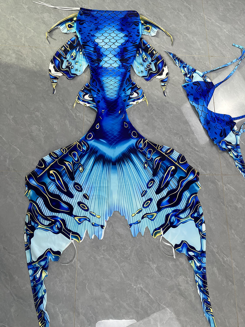 Aquarium & Marine Museum Ums - Costume da spettacolo a sirena per